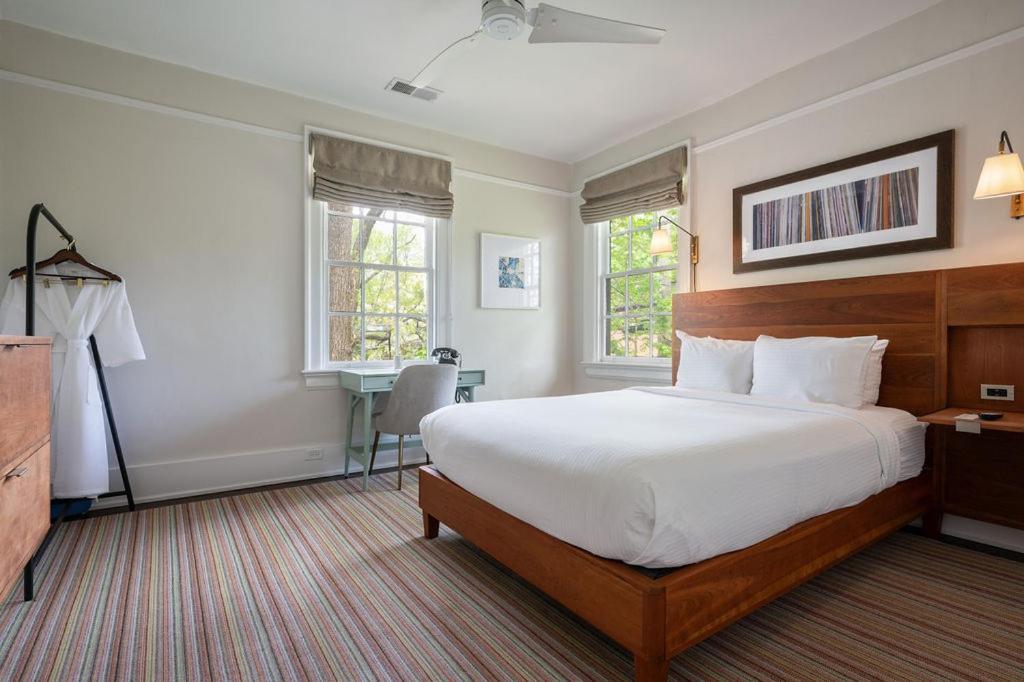 Oakhurst Inn At The University Charlottesville Kültér fotó